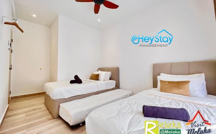WaterPark-Bali Residence 8Pax-JonkerSt-VideoGames