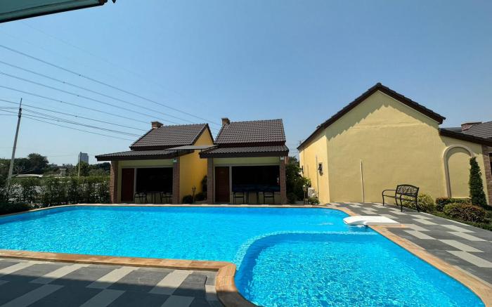 Cottage Pine Rayong Resort & Cafe