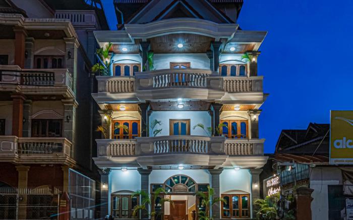 Archaic House