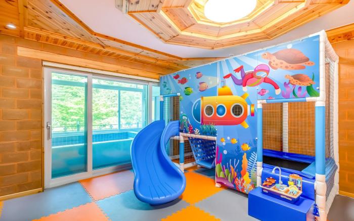 Cheongju cheongyeongdae kids poolvilla
