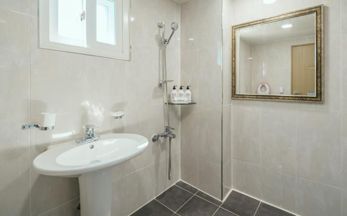 Cheongju cheongyeongdae kids poolvilla