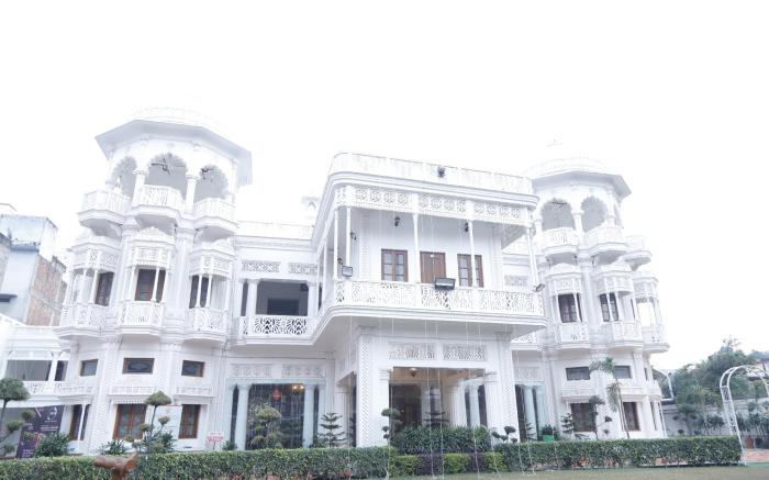 Shakuntala Palace - A Heritage Hotel