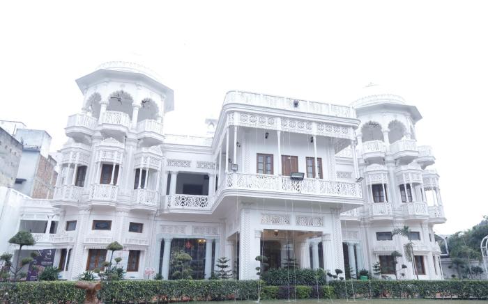 Shakuntala Palace - A Heritage Hotel