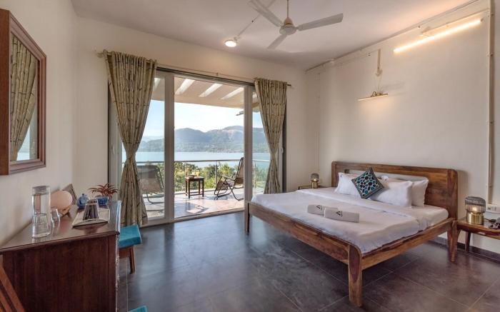 CosmicStays Afita Mohari-Eco Friendly Lake Retreat