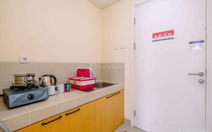 Comfort Studio Room at Kebayoran Icon By Travelio
