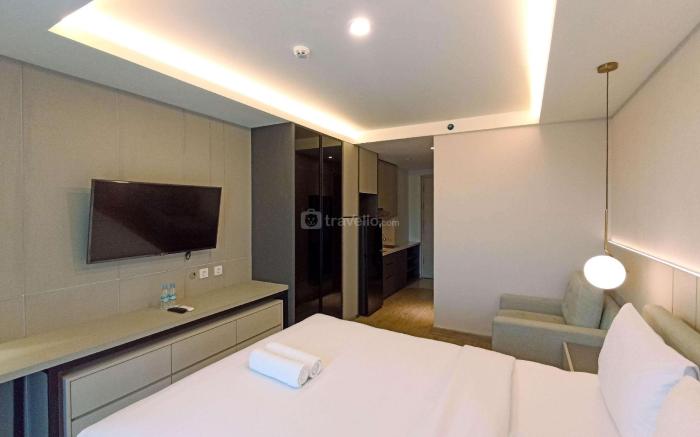 Comfort Studio 10th Floor Mataram City By Travelio