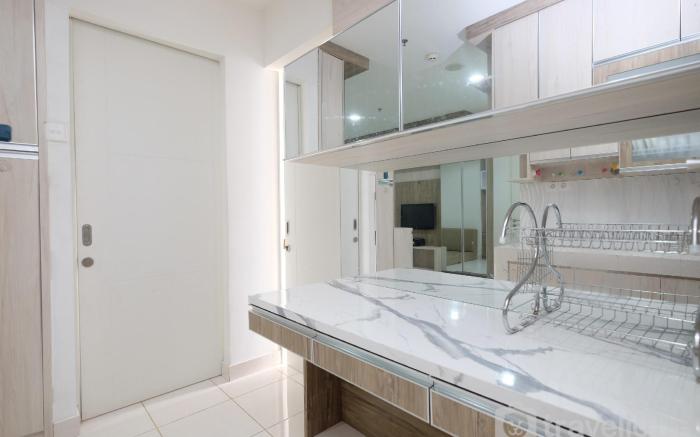 Homey and Comfy 2BR Sentul Tower By Travelio
