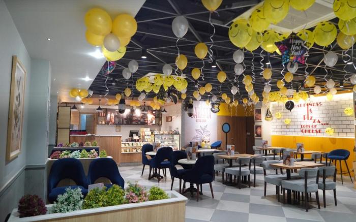 Hotel Luxurio ( In-House Barista Cafe, Near Golden Temple )