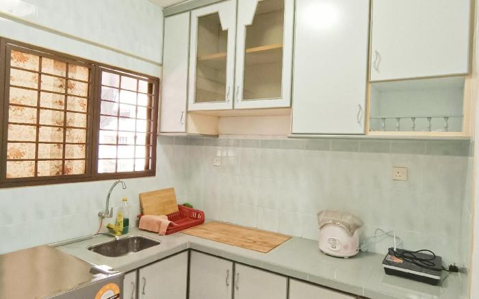 Penang Jelutong Lam Wah Ee Town 3BedroomApartment 