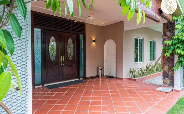 KL Urban Villa Gem! 6R6B Up to 26 Pax by Verano
