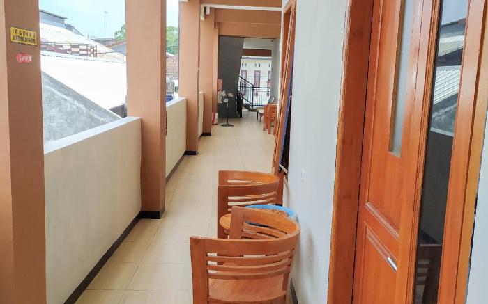 Oke Homestay Villa Kamaran Batu Malang