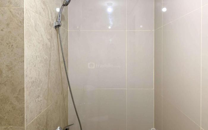 Elegant Studio at Transpark Cibubur By Travelio