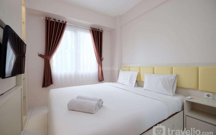 Comfort 2BR Apt at Podomoro Golf View By Travelio