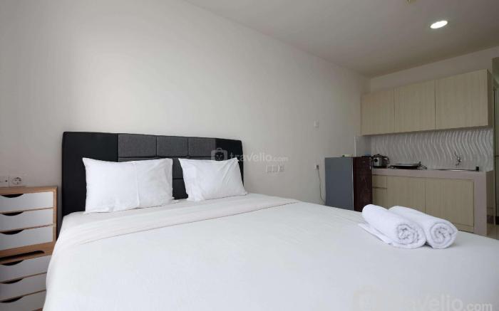 Comfy Studio at Sentul Tower Apt By Travelio