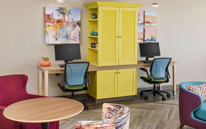 Home2 Suites by Hilton North Scottsdale near Mayo Clinic
