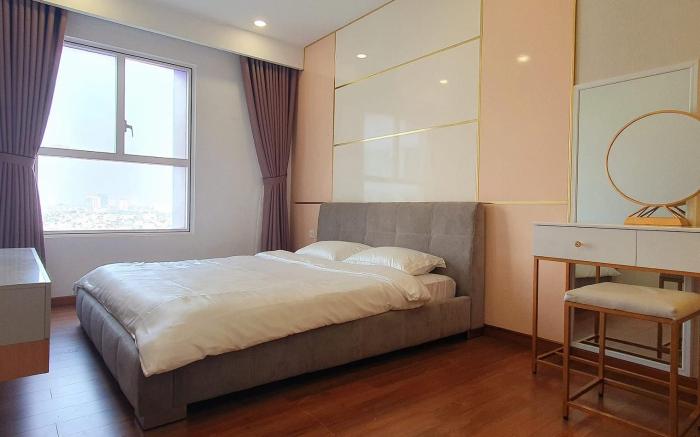 Granola Apartment at Suoi Loi old and cozy street