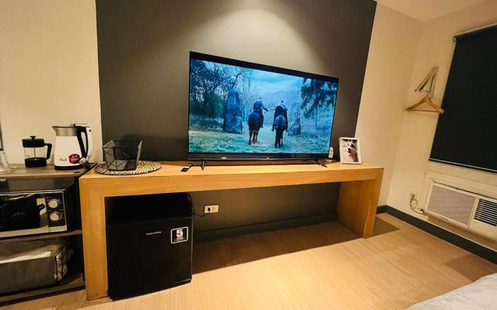 The Upperroom @Real Suites