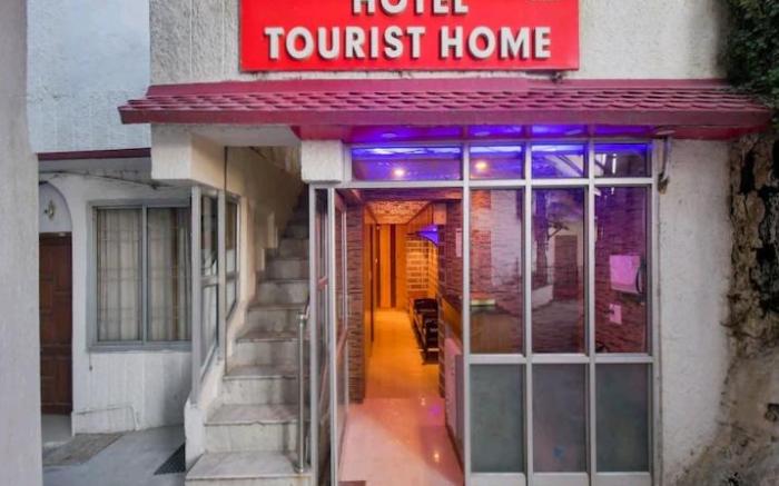 hotel  tourist home
