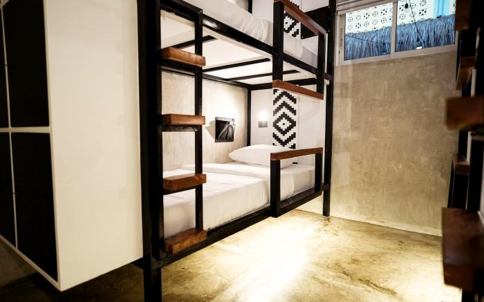 Beach People Hostel