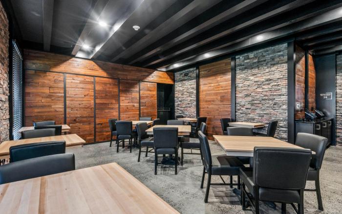 Cobblestone Hotel & Suites - Cullman