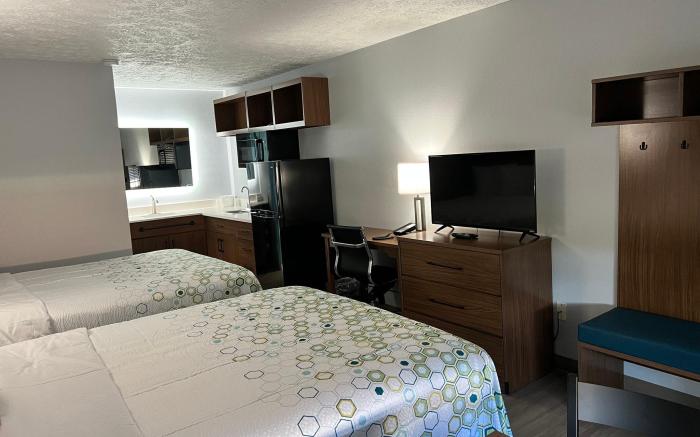 HomeTowne Studios Georgetown, KY