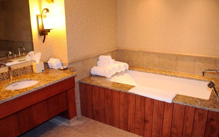 Slopeside Hotel by Seven Springs Resort