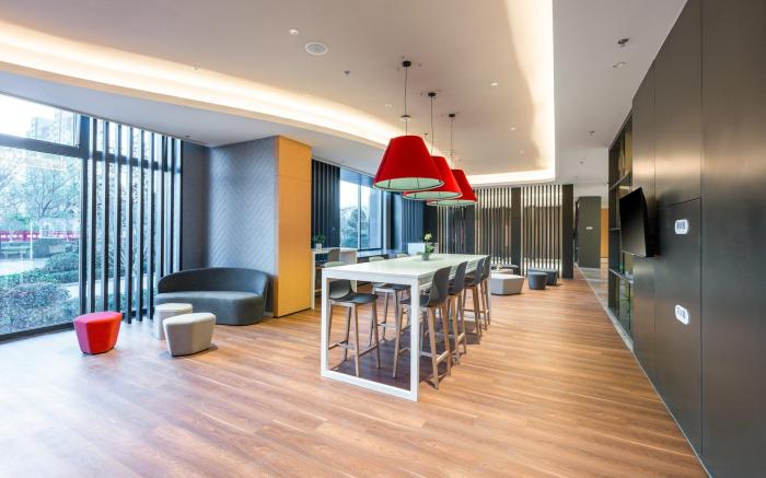 Holiday Inn Express Xinji City Center By IHG