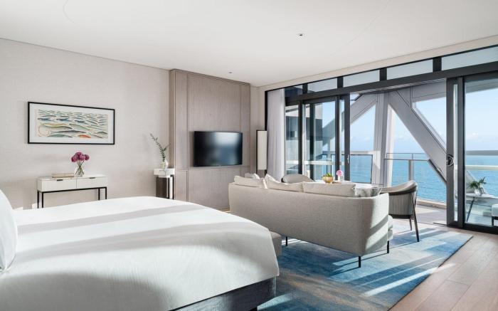 The Langham, Gold Coast and Jewel Residences