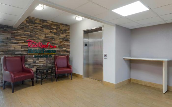 HomeTowne Studios San Antonio – Seaworld/Northwest