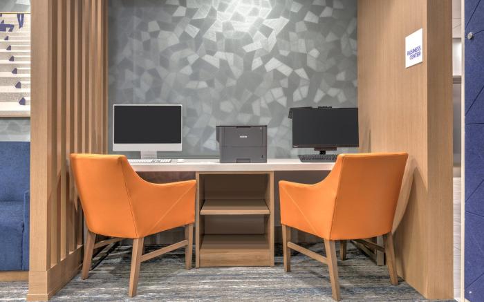 Holiday Inn Express and Suites Dallas Plano North By IHG
