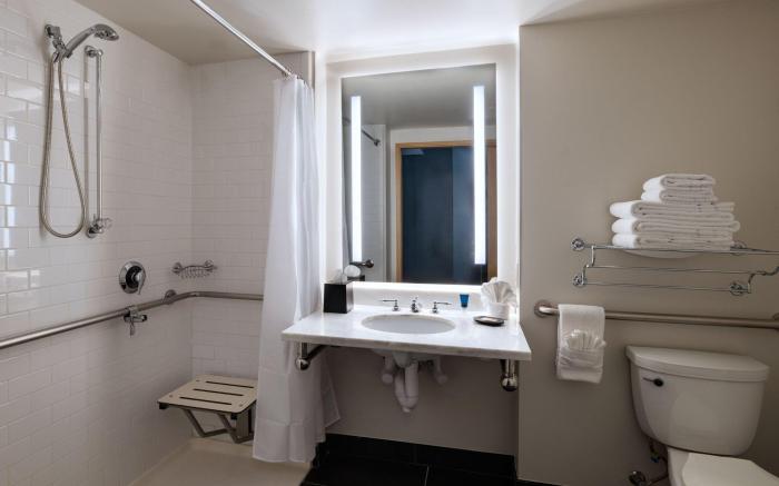 Four Points by Sheraton Houston West