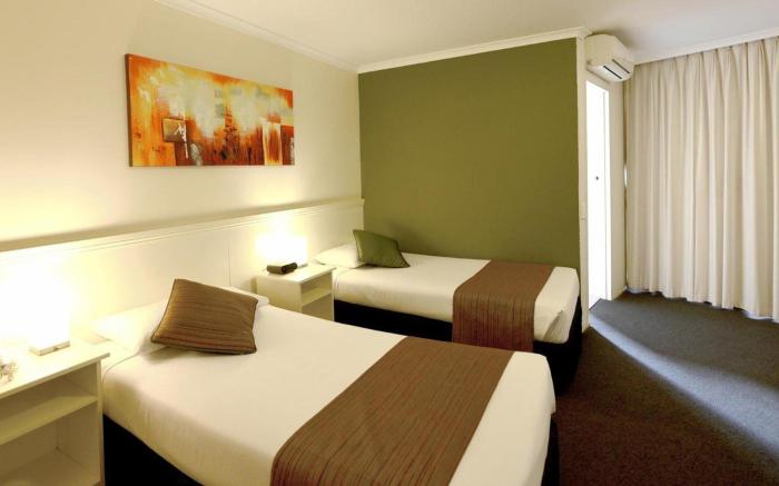 Atlantic Tower Motor Inn