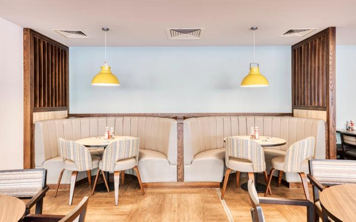 Premier Inn Banbury Town Centre - Castle Quay