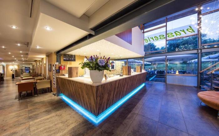 Hotel Mitland