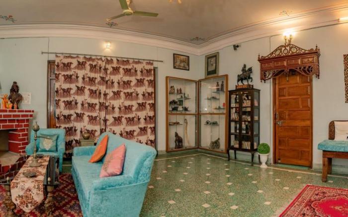 Hotel Ambavgarh Palace