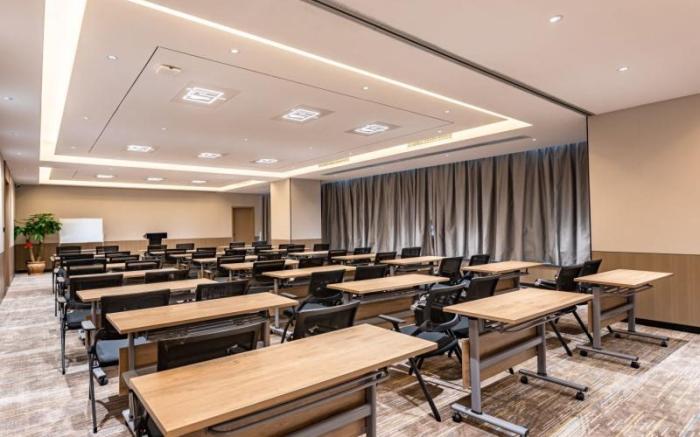 GreenTree Eastern Hotel Haikou East Railway Station International Commercial Plaza