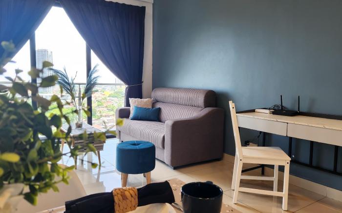 Prestige Sky (A9-12) - 2 BR with Wifi & Riverview