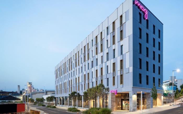 Moxy Plymouth