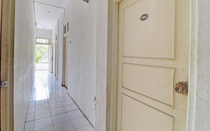 OYO 2452 Hotel Metro