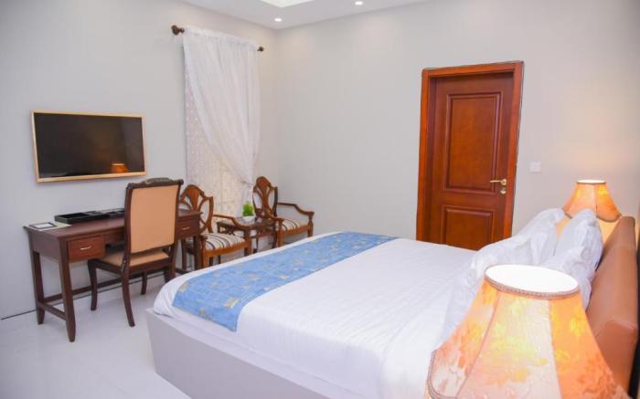 Orchards Cottage Hotel