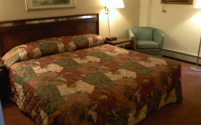 American Motel Waseca