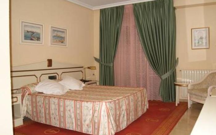 Hotel Reina Victoria