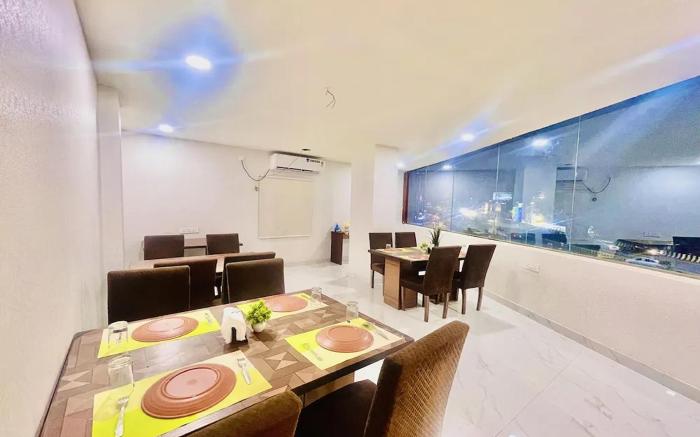 Hotel Eagle Grand 