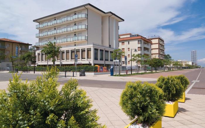 Little Hotel