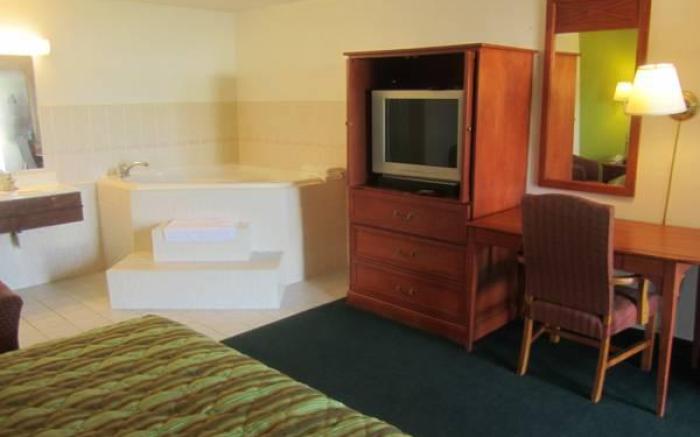 Travel Inn and Suites
