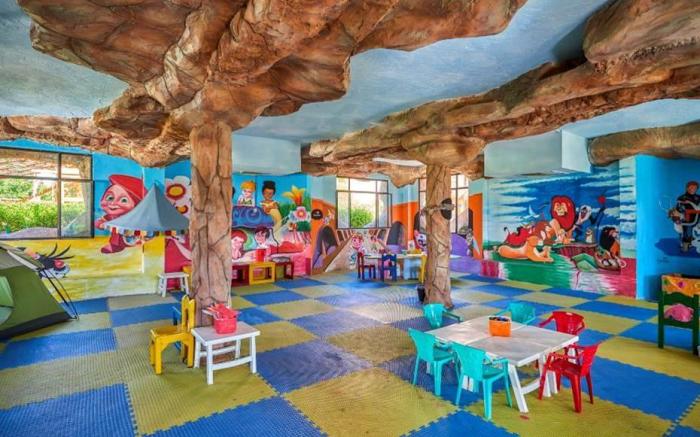 Parrotel Aqua Park Resort