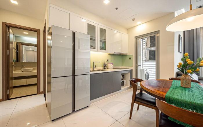 Vinhomes-2 bedrooms Condo with nice view