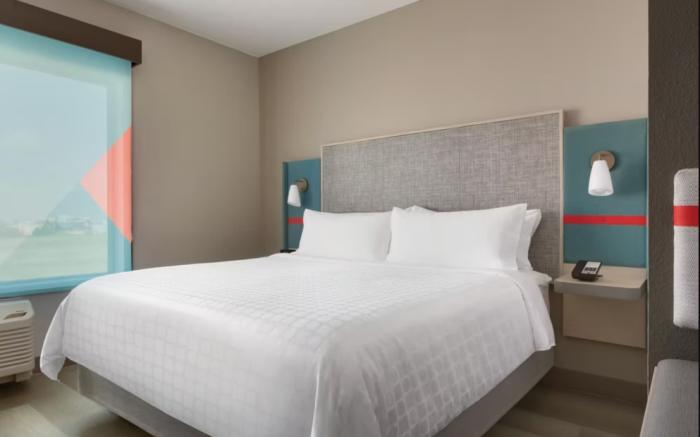 avid hotel Brooklyn Dyker Heights By IHG