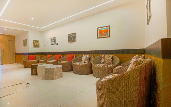 Hotel Ricky International