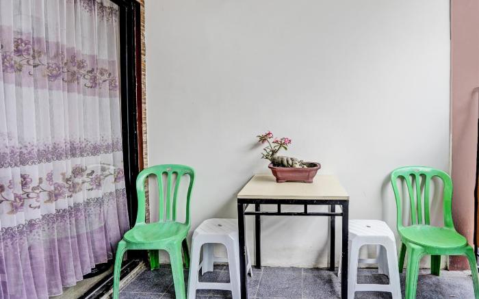 OYO 92435 Sunlo Cozy Home Family Homestay Syariah
